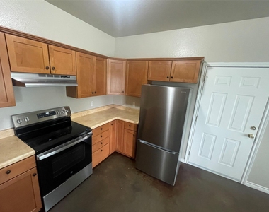 1640 County Road 228 - Photo Thumbnail 3