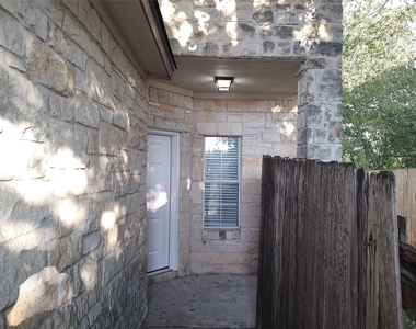 1619 Constantino Cir - Photo Thumbnail 2
