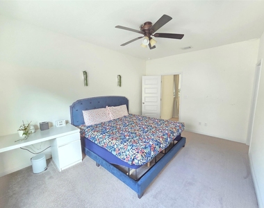 1717 Navajo Song Ln - Photo Thumbnail 32