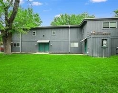 612 Franklin Blvd - Photo Thumbnail 17