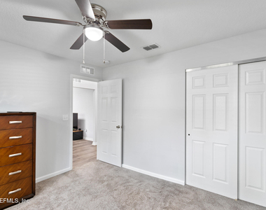 6133 Catawissa Court - Photo Thumbnail 6