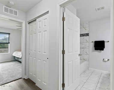 6133 Catawissa Court - Photo Thumbnail 25