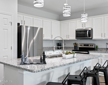 6133 Catawissa Court - Photo Thumbnail 11