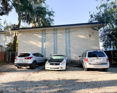 1251 Donald Street - Photo Thumbnail 2