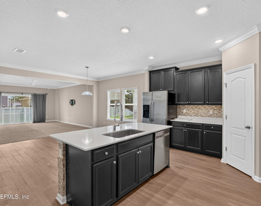 1426 Kendall Drive - Photo Thumbnail 9