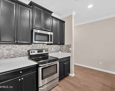 1426 Kendall Drive - Photo Thumbnail 11