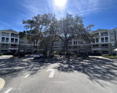 8290 Gate Parkway W - Photo Thumbnail 11
