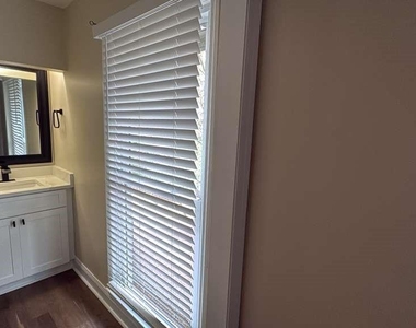 5011 Meadow Lane - Photo Thumbnail 13