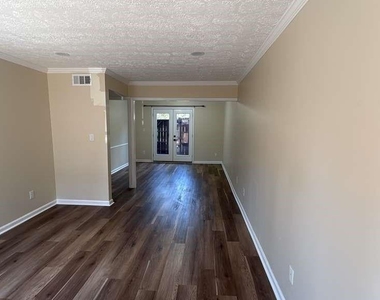 5011 Meadow Lane - Photo Thumbnail 1