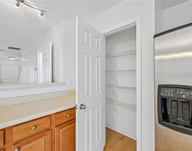 725 Crestwell Circle Sw - Photo Thumbnail 52