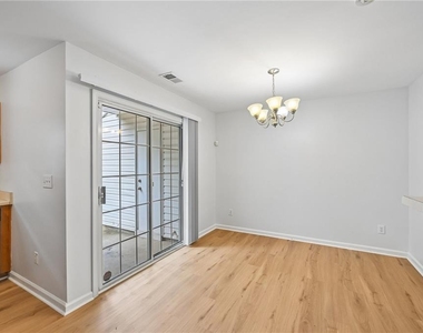 725 Crestwell Circle Sw - Photo Thumbnail 45