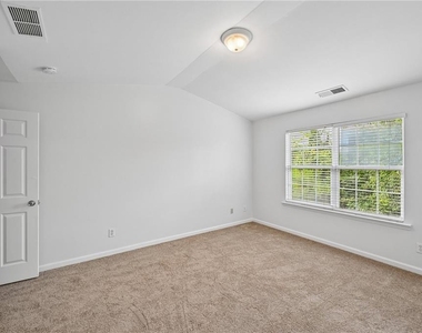 725 Crestwell Circle Sw - Photo Thumbnail 23