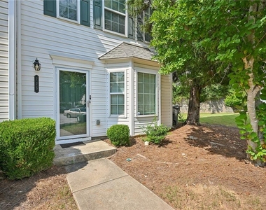 725 Crestwell Circle Sw - Photo Thumbnail 36