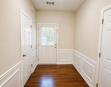 3645 Postwaite Circle - Photo Thumbnail 2