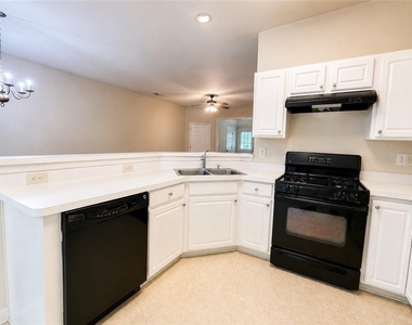 3645 Postwaite Circle - Photo Thumbnail 8