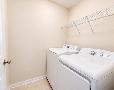 3645 Postwaite Circle - Photo Thumbnail 20