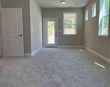 135 Hollis - Photo Thumbnail 13