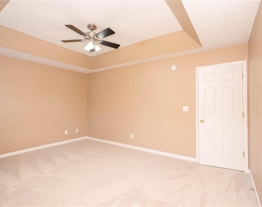 102 Timber Ridge Drive - Photo Thumbnail 15
