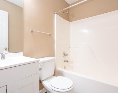 102 Timber Ridge Drive - Photo Thumbnail 17