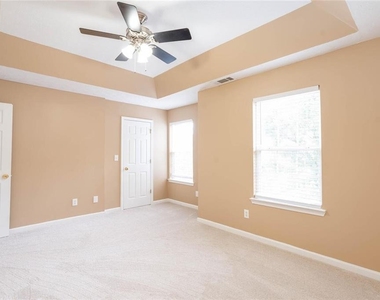 102 Timber Ridge Drive - Photo Thumbnail 14