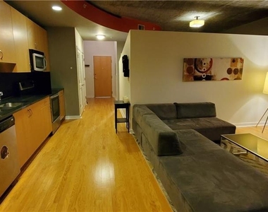 400 W Peachtree Street Nw - Photo Thumbnail 3