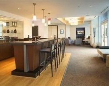 400 W Peachtree Street Nw - Photo Thumbnail 1