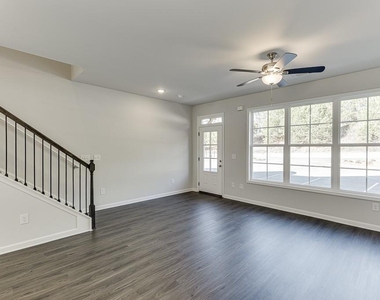 375 Collins Industrial Way - Photo Thumbnail 18