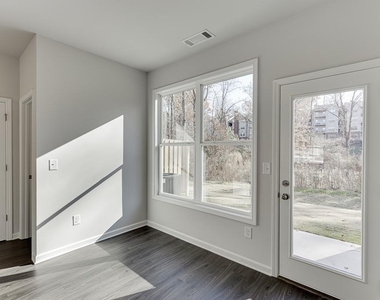 375 Collins Industrial Way - Photo Thumbnail 8