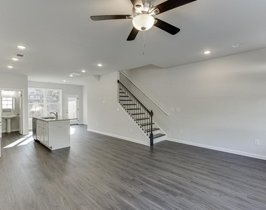 375 Collins Industrial Way - Photo Thumbnail 17