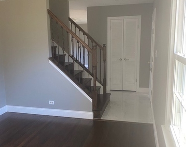 405 Blue Grass Court - Photo Thumbnail 23