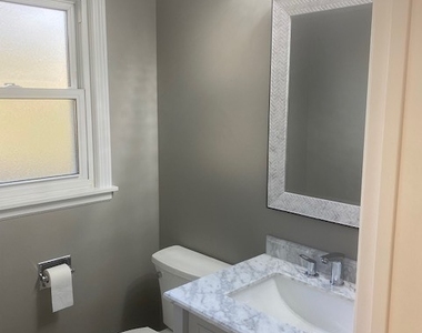 405 Blue Grass Court - Photo Thumbnail 21