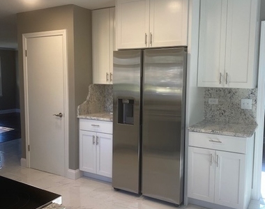 405 Blue Grass Court - Photo Thumbnail 1