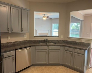 5780 Weddington Drive - Photo Thumbnail 4