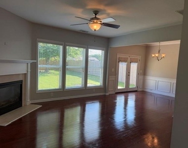5780 Weddington Drive - Photo Thumbnail 9