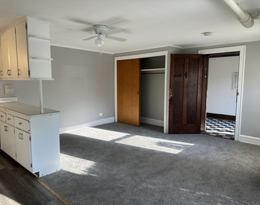 4941 N Monitor Avenue - Photo Thumbnail 5
