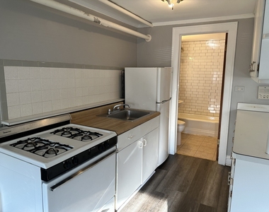 4941 N Monitor Avenue - Photo Thumbnail 6