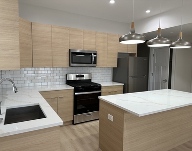 1546 N Homan Avenue - Photo Thumbnail 1
