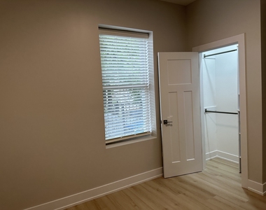 1546 N Homan Avenue - Photo Thumbnail 14