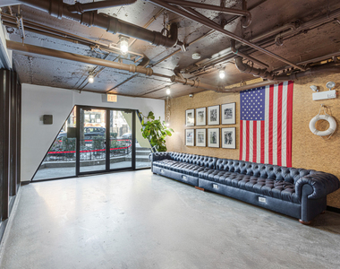 5411 N Winthrop Avenue - Photo Thumbnail 9
