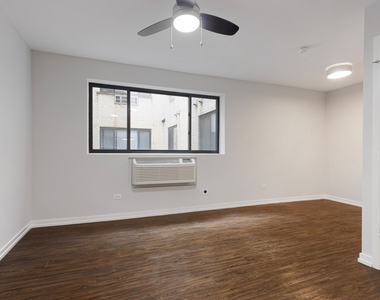 5411 N Winthrop Avenue - Photo Thumbnail 2