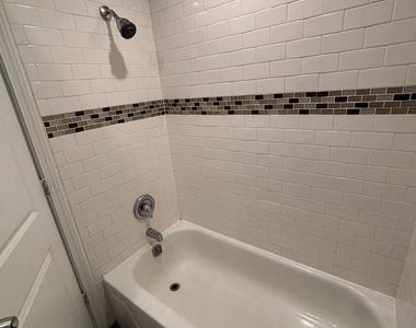 3641 W Dickens Avenue - Photo Thumbnail 7