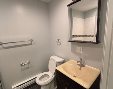 3641 W Dickens Avenue - Photo Thumbnail 6
