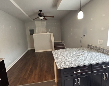 3641 W Dickens Avenue - Photo Thumbnail 1