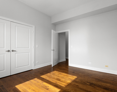1412 W Morse Avenue - Photo Thumbnail 8