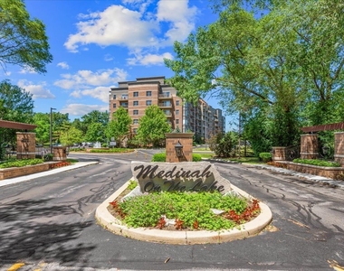 125 Lakeview Drive - Photo Thumbnail 27