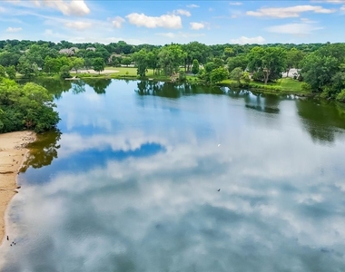 125 Lakeview Drive - Photo Thumbnail 24