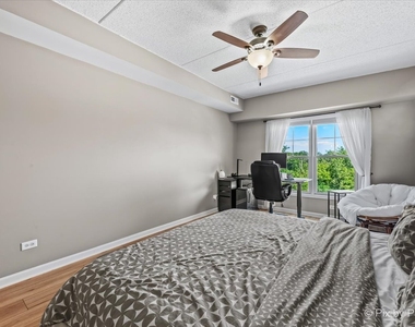 125 Lakeview Drive - Photo Thumbnail 13