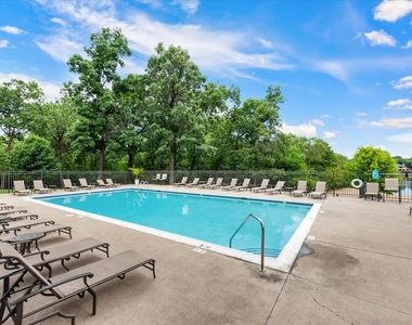 125 Lakeview Drive - Photo Thumbnail 23