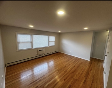 8636 Grand Avenue - Photo Thumbnail 2