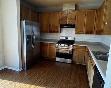 2322 Twilight Drive - Photo Thumbnail 1